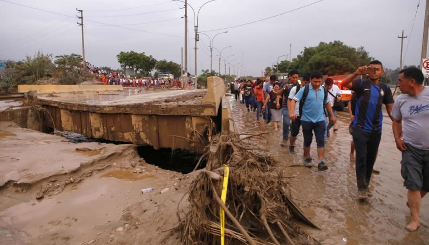 Nitro Pe Lluvias En El Norte Provocan Da Os En Carreteras